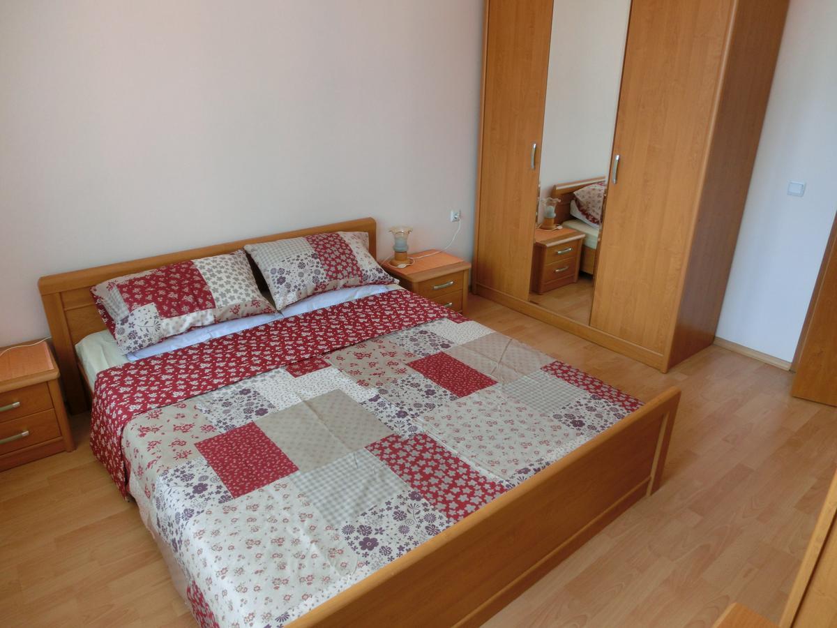 Sea View Apartment, Panorama, Pools And Beach, Sveti Vlas Eksteriør bilde