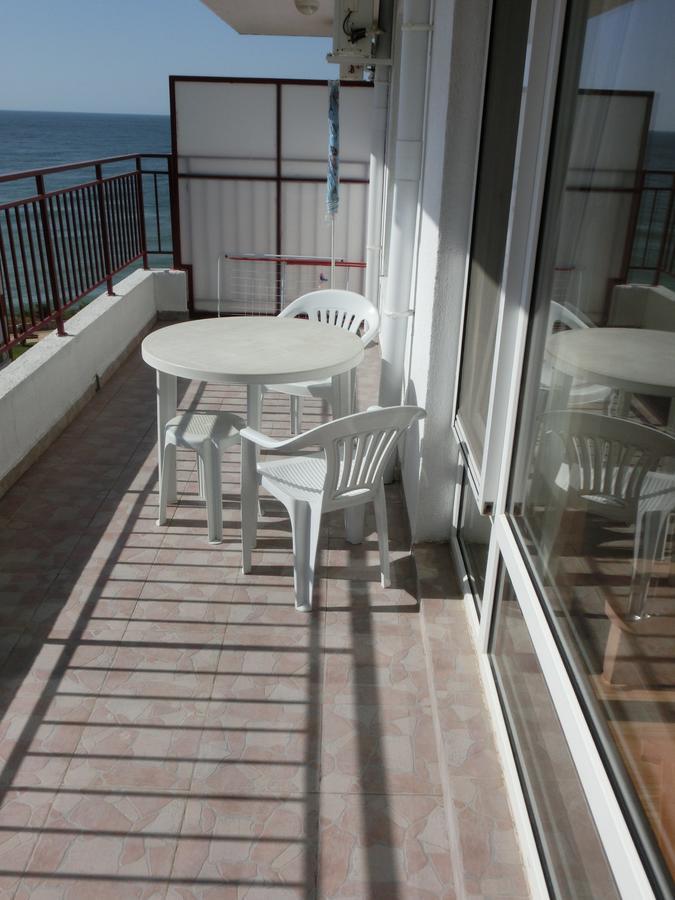 Sea View Apartment, Panorama, Pools And Beach, Sveti Vlas Eksteriør bilde